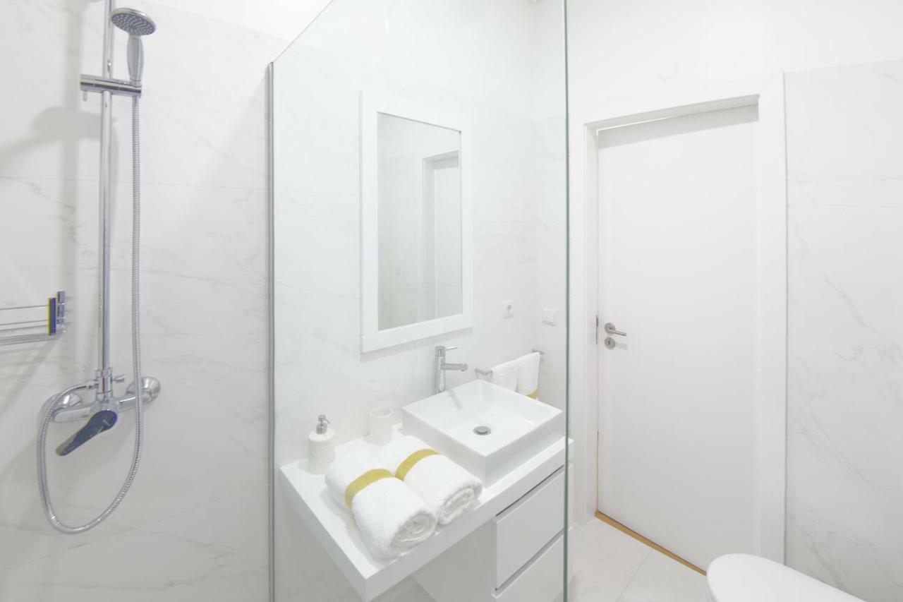 Luxury Anibal Cunha Apartments Porto Luaran gambar